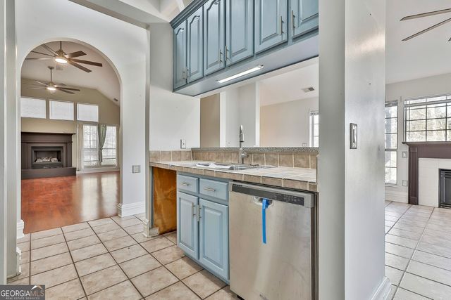 200 Valley Brook Drive, Newnan, GA 30265