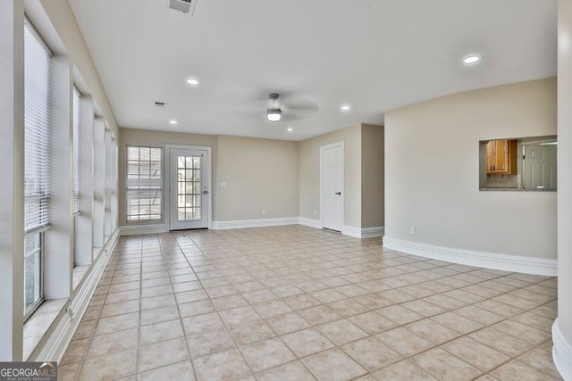 200 Valley Brook Drive, Newnan, GA 30265