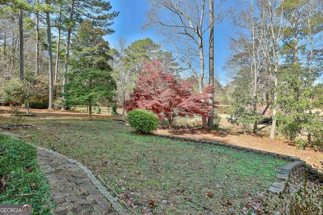 200 Valley Brook Drive, Newnan, GA 30265