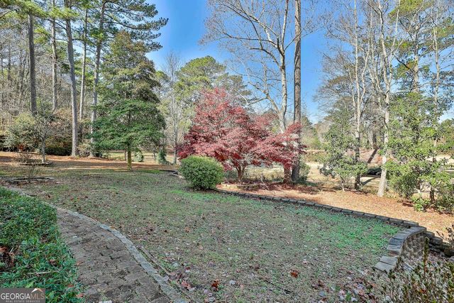 200 Valley Brook Drive, Newnan, GA 30265