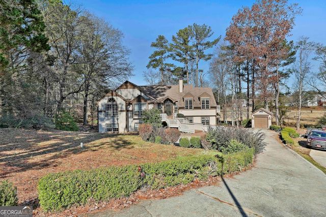 200 Valley Brook Drive, Newnan, GA 30265