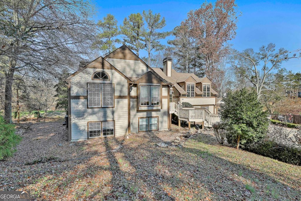 200 Valley Brook Drive, Newnan, GA 30265