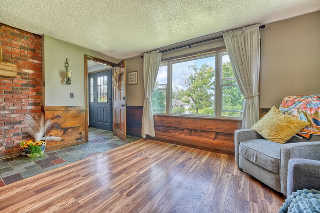 7 Applecrest Lane, Andover, NH 03216