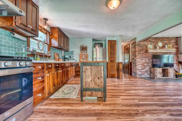 7 Applecrest Lane, Andover, NH 03216