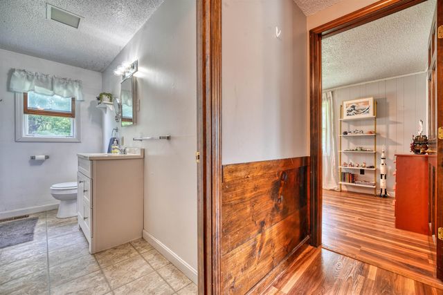 7 Applecrest Lane, Andover, NH 03216