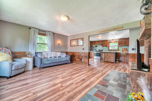 7 Applecrest Lane, Andover, NH 03216
