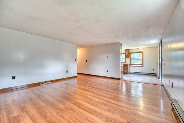 7 Applecrest Lane, Andover, NH 03216