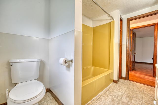 7 Applecrest Lane, Andover, NH 03216