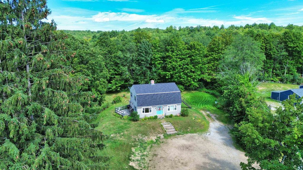 7 Applecrest Lane, Andover, NH 03216