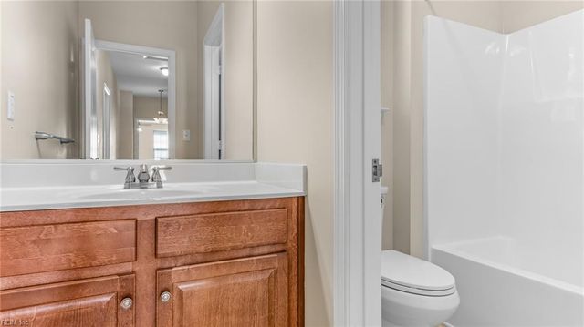 705 Creekwood DR, Chesapeake, VA 23323