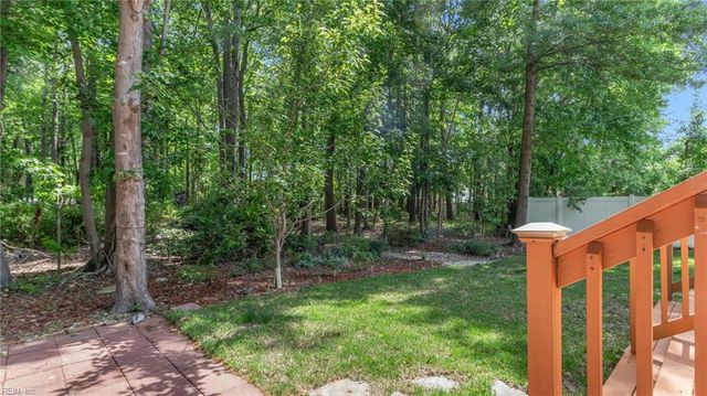 705 Creekwood DR, Chesapeake, VA 23323