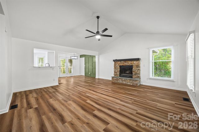 5043 Suwarrow Circle, Tega Cay, SC 29708