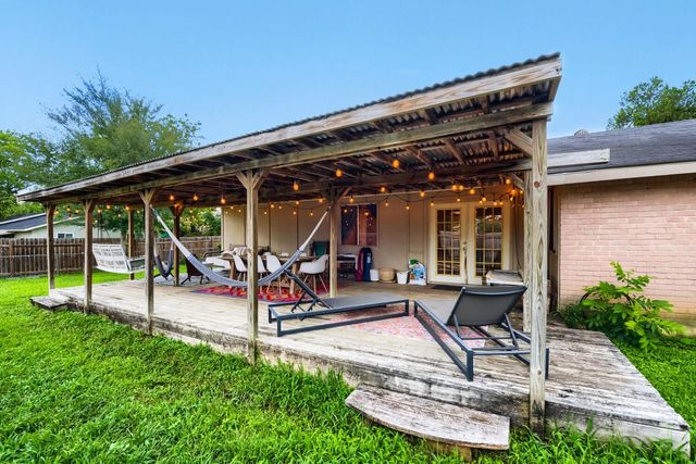 7701 Whitsun DR, Austin, TX 78749