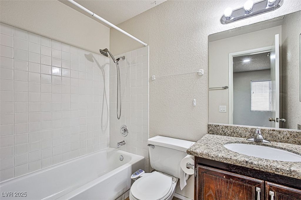 Image 12 of property listing at 1316 Pinto Rock Lane 202, Las Vegas, NV 89128