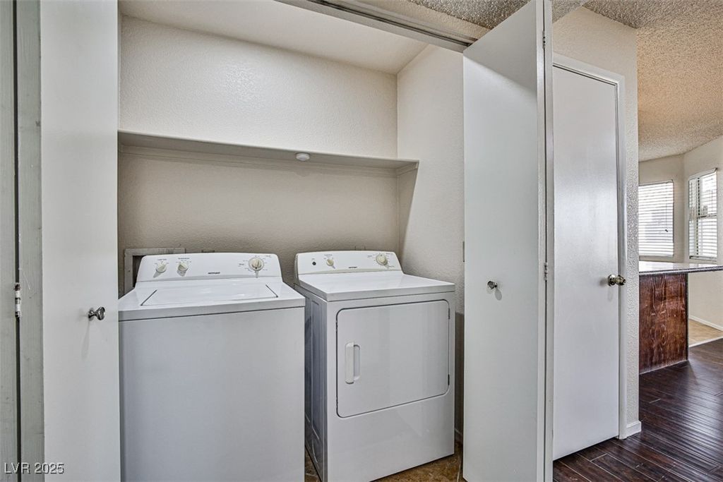 Image 16 of property listing at 1316 Pinto Rock Lane 202, Las Vegas, NV 89128