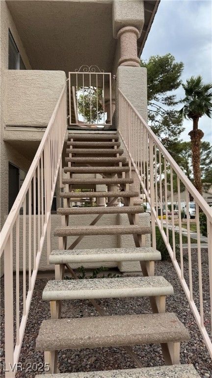 Image 2 of property listing at 1316 Pinto Rock Lane 202, Las Vegas, NV 89128
