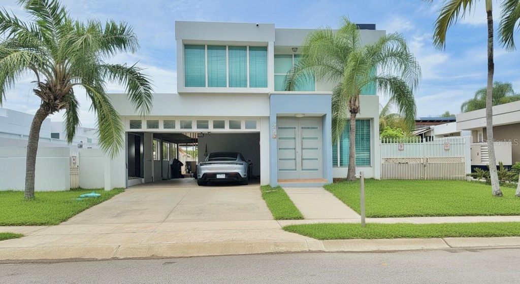 F-23 TOPACIO ST. URB PASEO REAL, Dorado, PR 00646