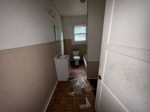 1303 Hopkins Drive, Jasper, TX 75951