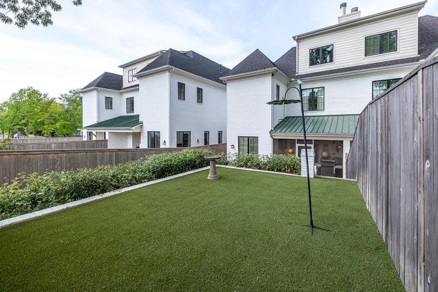 1407 CLUB GARDENS PL, Memphis, TN 38104