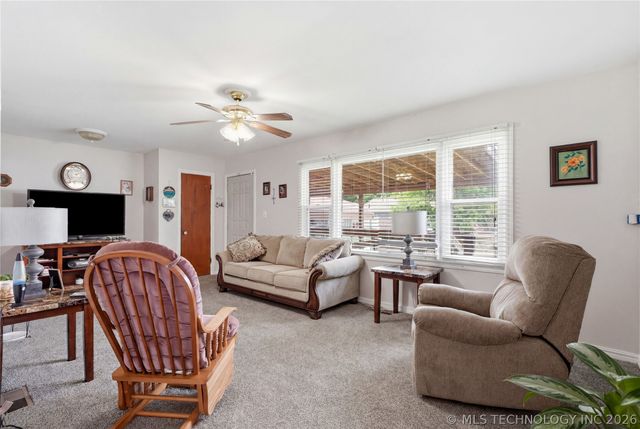 5514 W 3rd Street, Tulsa, OK 74127
