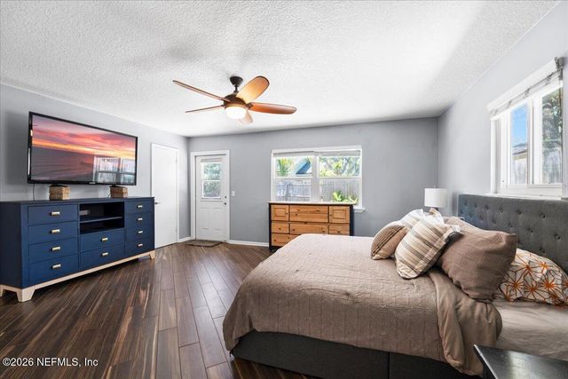 918 17TH Street N, Jacksonville Beach, FL 32250