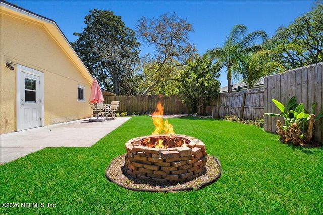 918 17TH Street N, Jacksonville Beach, FL 32250