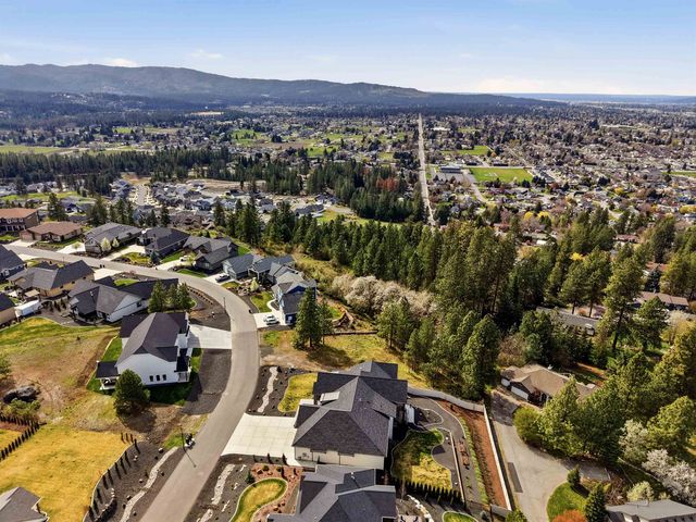 2524 S Man O War Ln, Veradale, WA 99037