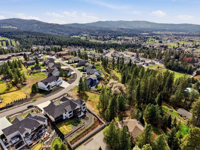 2524 S Man O War Ln, Veradale, WA 99037