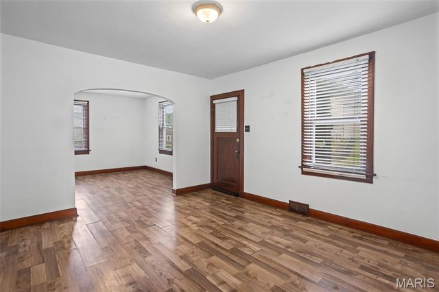 321 W Cleveland Avenue, Belleville, IL 62220