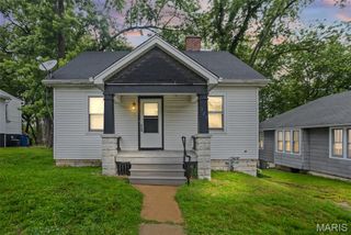 321 W Cleveland Avenue, Belleville, IL 62220