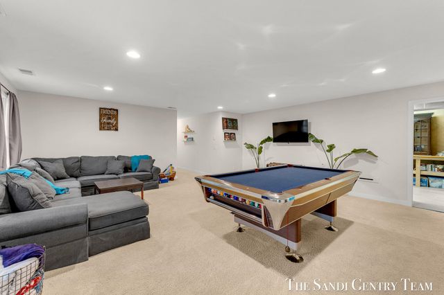 13429 Hidden Creek Drive, Grand Haven, MI 49417