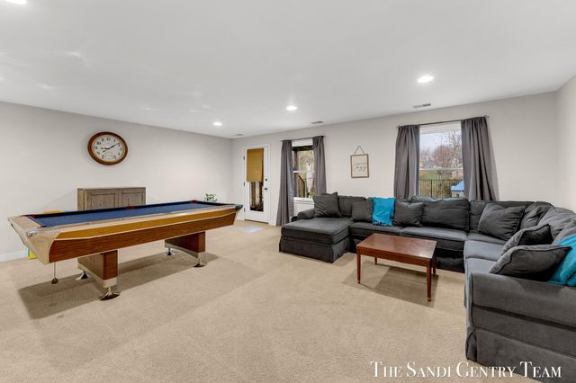 13429 Hidden Creek Drive, Grand Haven, MI 49417