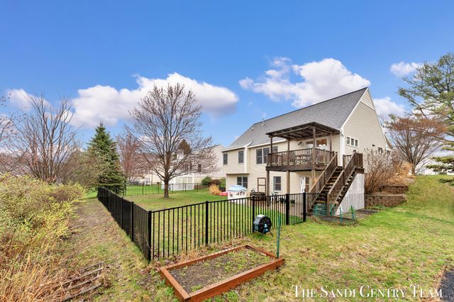 13429 Hidden Creek Drive, Grand Haven, MI 49417
