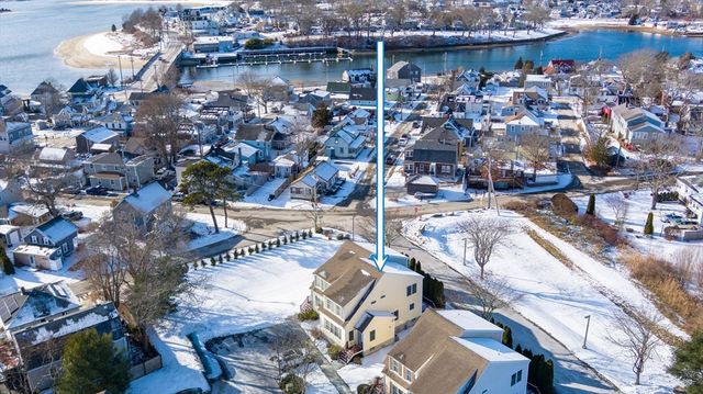 3 Carleton Street 3, Wareham, MA 02558