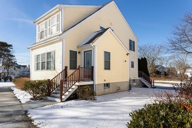 3 Carleton Street 3, Wareham, MA 02558