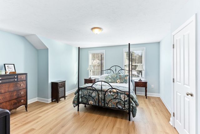 3 Carleton Street 3, Wareham, MA 02558