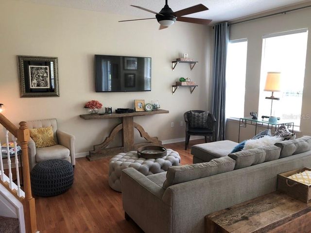 5185 6TH WAY N, St Petersburg, FL 33703