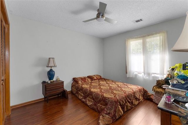 5934 S DESHON Court, Lithonia, GA 30058