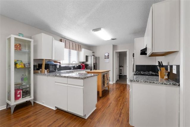 5934 S DESHON Court, Lithonia, GA 30058