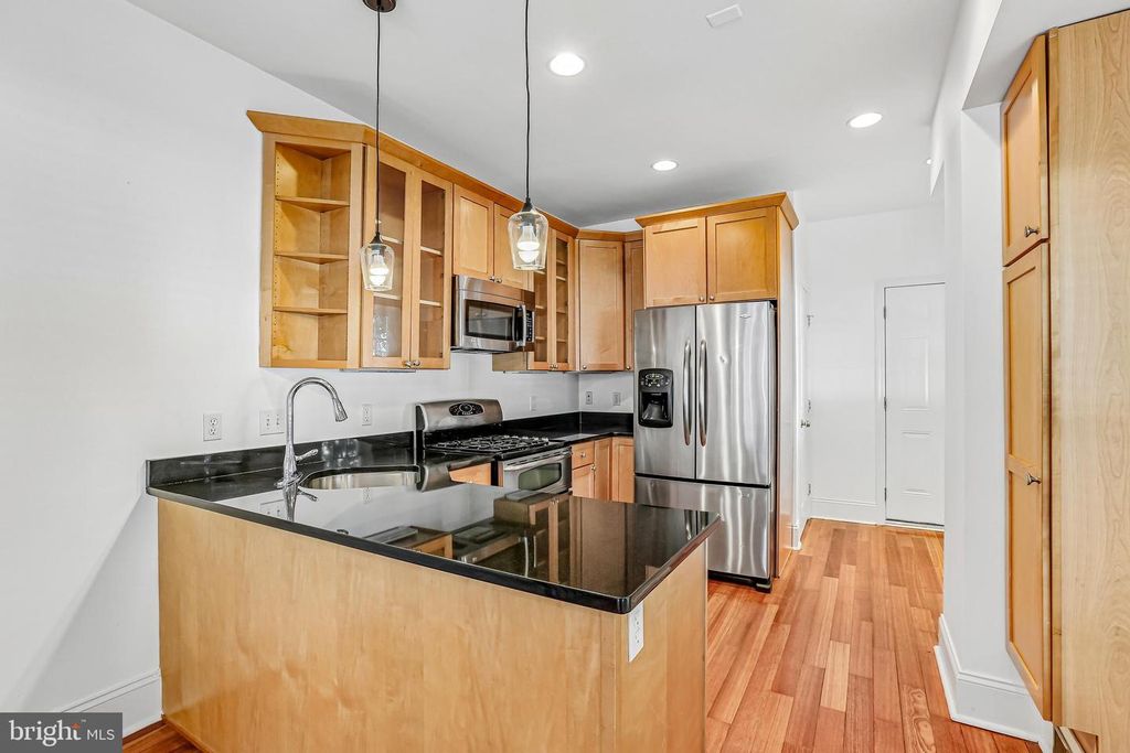 Image 12 of property listing at 3142 FAIT AVE, Baltimore, MD 21224
