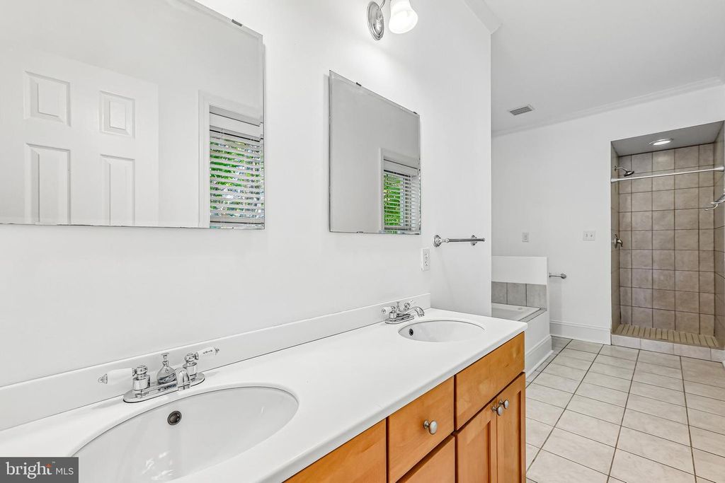 Image 25 of property listing at 3142 FAIT AVE, Baltimore, MD 21224