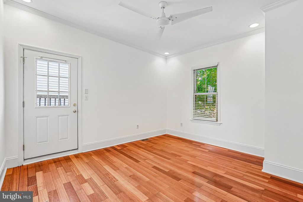 Image 27 of property listing at 3142 FAIT AVE, Baltimore, MD 21224