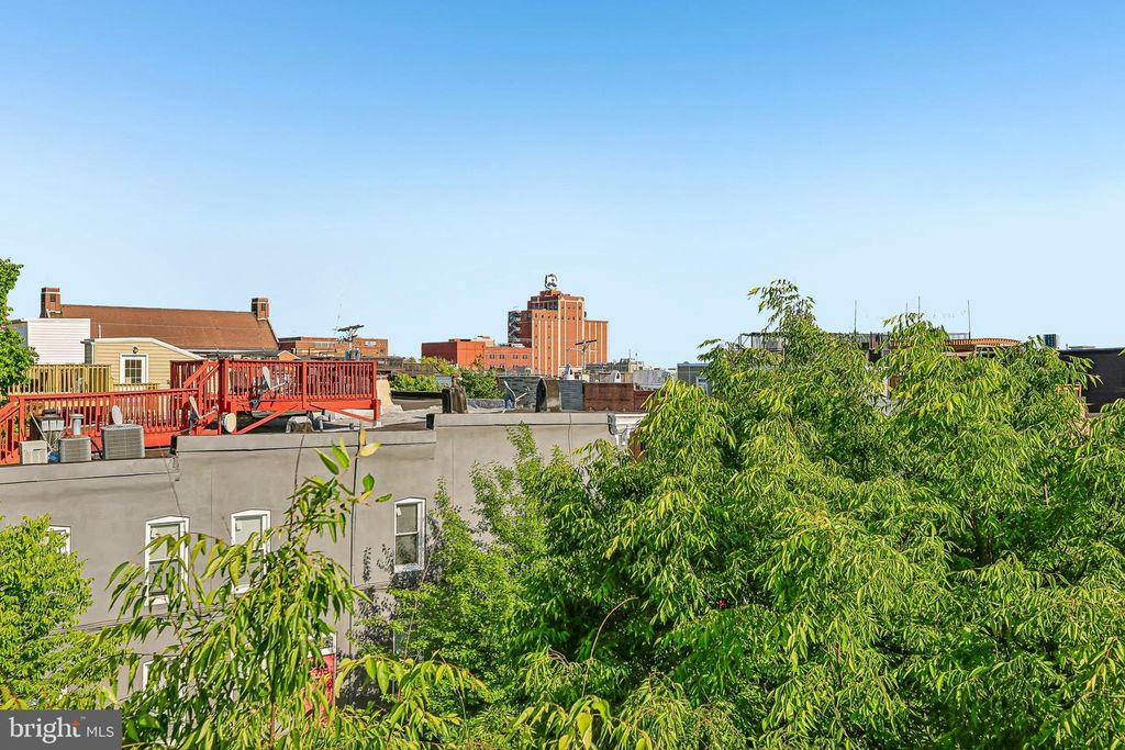 Image 36 of property listing at 3142 FAIT AVE, Baltimore, MD 21224