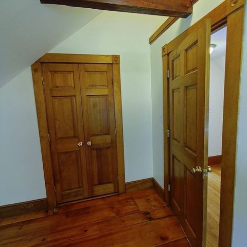 376 Grove St 376, Boston, MA 02132