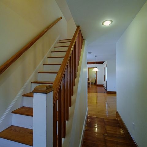 376 Grove St 376, Boston, MA 02132