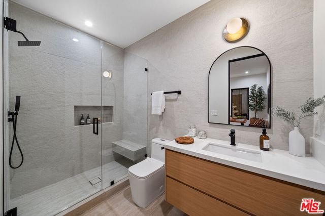 11317 Valley Spring Lane, Studio City, CA 91604