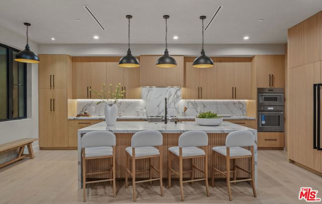 11317 Valley Spring Lane, Studio City, CA 91604