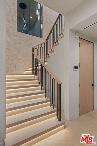 11317 Valley Spring Lane, Studio City, CA 91604