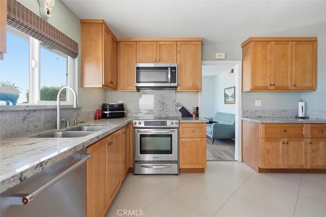 2225 Grenadier Drive, San Pedro, CA 90732
