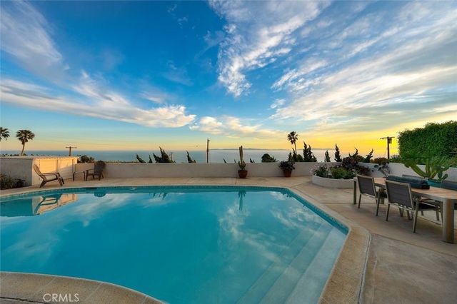 2225 Grenadier Drive, San Pedro, CA 90732